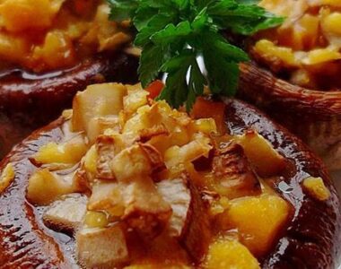 Šampinjoni punjeni dimljenim sirom