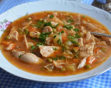 Grašak paprikaš sa ćuretinom