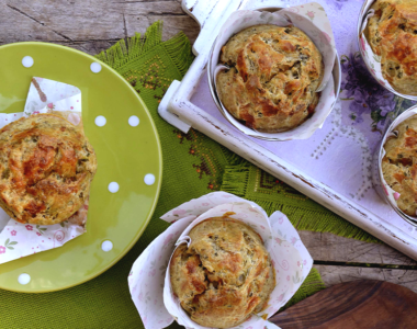 Slani kolač sa začinskim travama