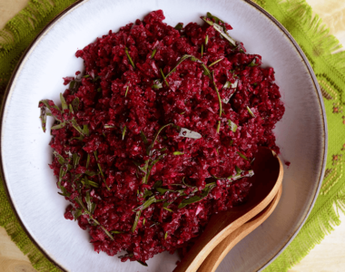 Salata od sveže cvekle