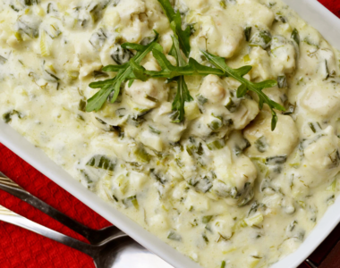 Piletina sa mladim lukom