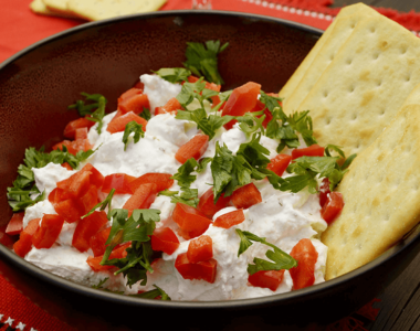 Namaz od feta sira i belog luka