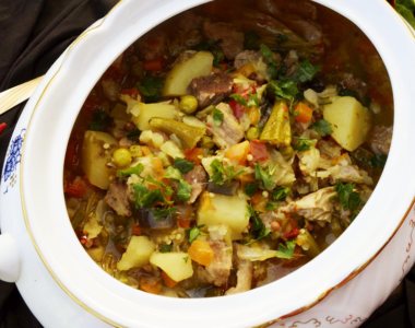 Šareni bosanski lonac