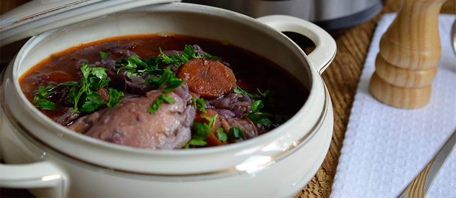 Salata sa crvenim kupusem