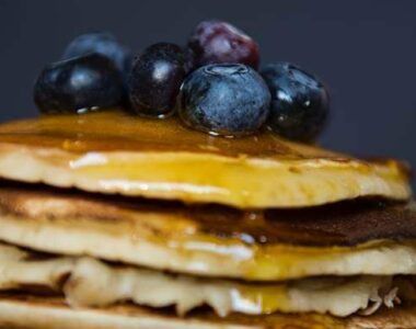 intergalne palacinke sa medom i vocem